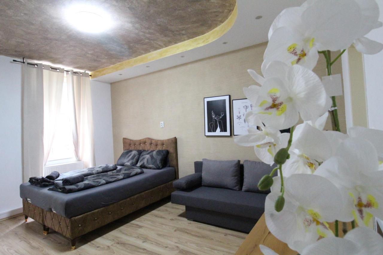 Private Quad Bedroom With Bathroom Rf3 Wien Exterior foto