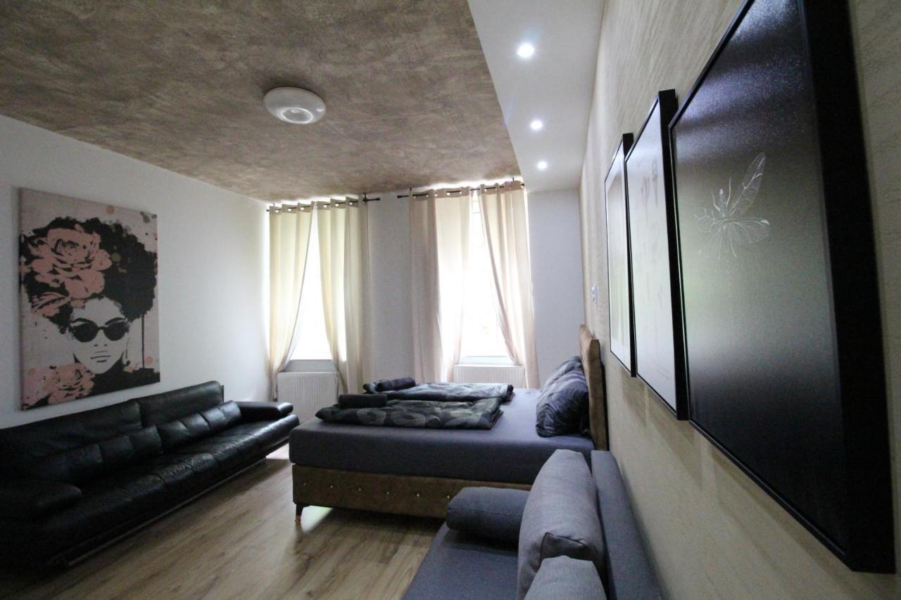 Private Quad Bedroom With Bathroom Rf3 Wien Exterior foto