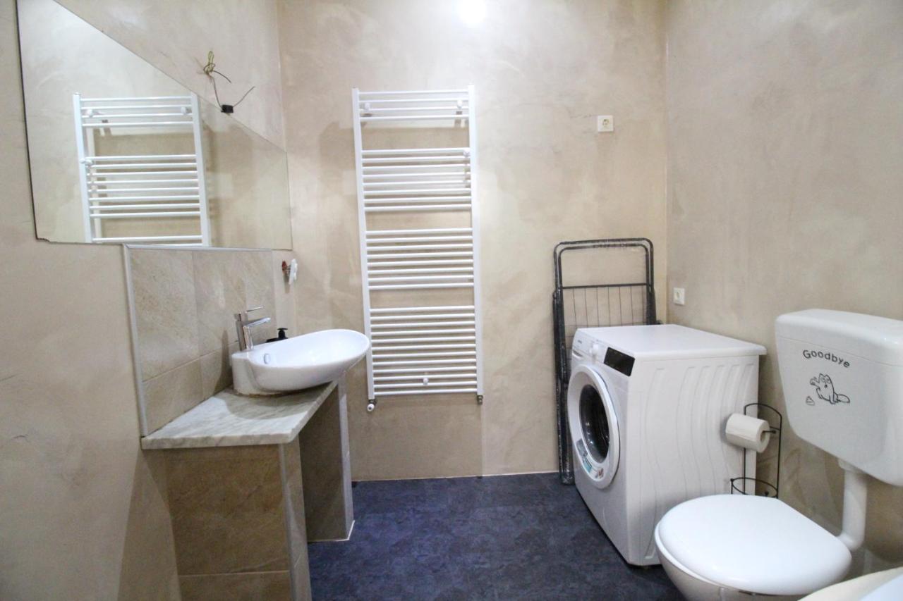Private Quad Bedroom With Bathroom Rf3 Wien Exterior foto